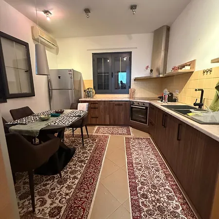 31 Oasis Villa Golem (Tirana)
