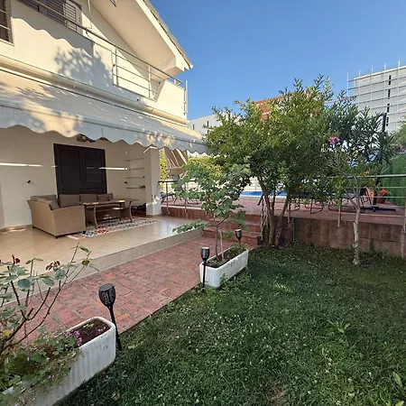 31 Oasis Villa